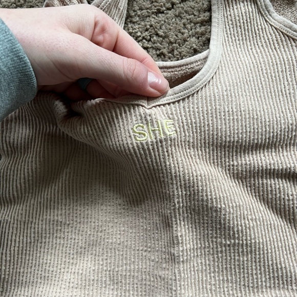 ✨Sold✨Darc Sport SHE Peach Ribbed Tank Top - Picture 4 of 4